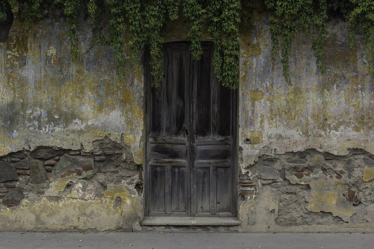 Advent: Love Like God: A Reflection on the Innkeeper